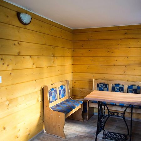 Domek Pod Klonem Agroturystyka Bialowieza Bagian luar foto