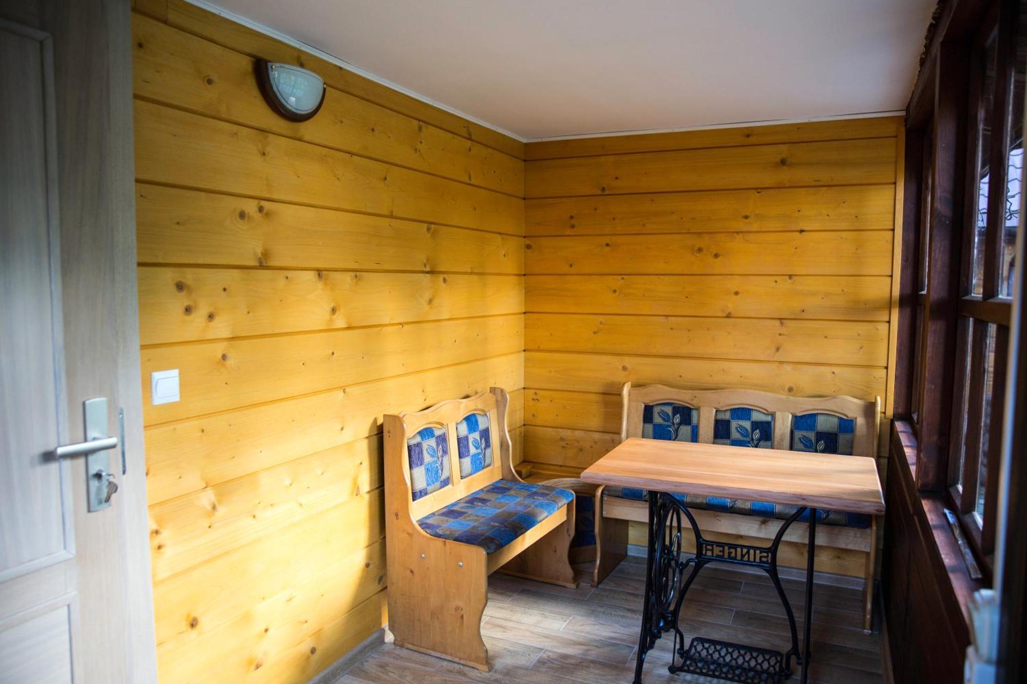 Domek Pod Klonem Agroturystyka Bialowieza Bagian luar foto