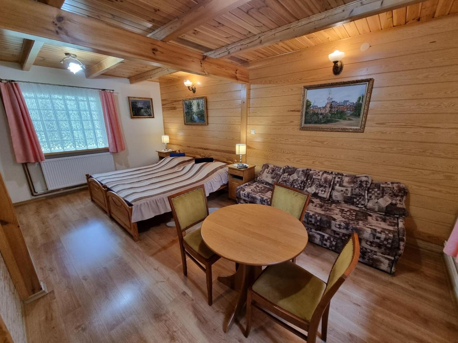 Domek Pod Klonem Agroturystyka Bialowieza Bagian luar foto