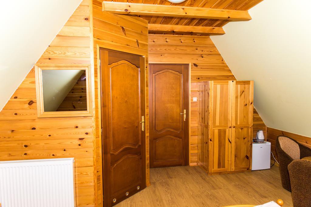 Domek Pod Klonem Agroturystyka Bialowieza Ruang foto